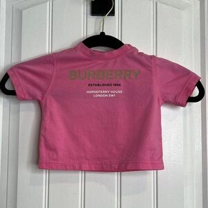 Burberry Baby Girl Horseferry House Pink T-Shirt. Size 6 Months.